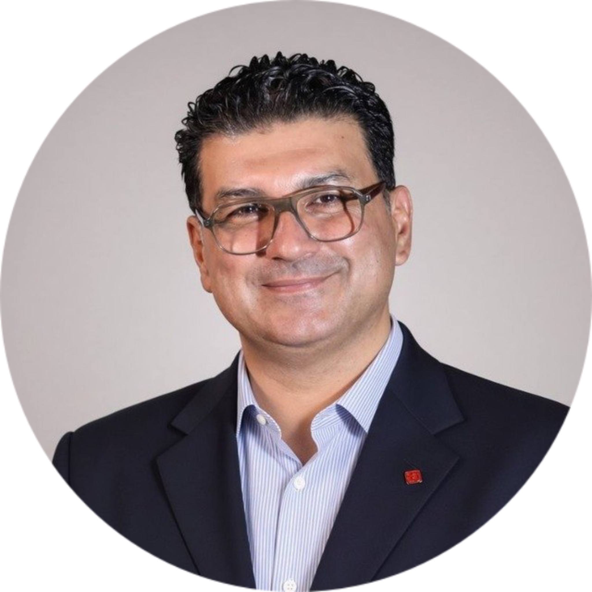درباره مهدی میرعظیمی